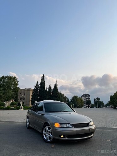 Opel Vectra 1999, 390,000 km - 2.0 l - Masallı