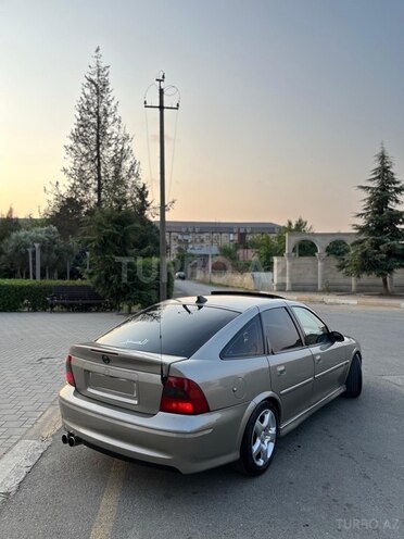 Opel Vectra 1999, 390,000 km - 2.0 l - Masallı