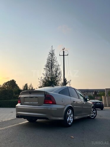 Opel Vectra 1999, 390,000 km - 2.0 l - Masallı