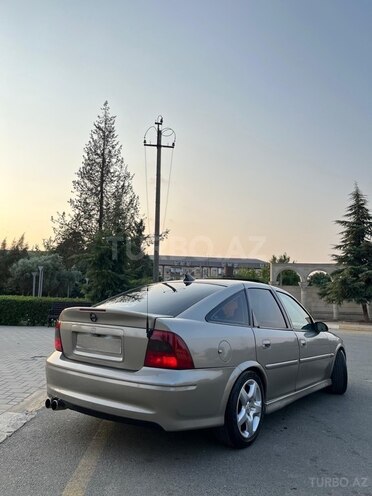 Opel Vectra 1999, 390,000 km - 2.0 l - Masallı