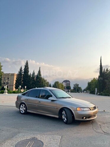 Opel Vectra 1999, 390,000 km - 2.0 l - Masallı