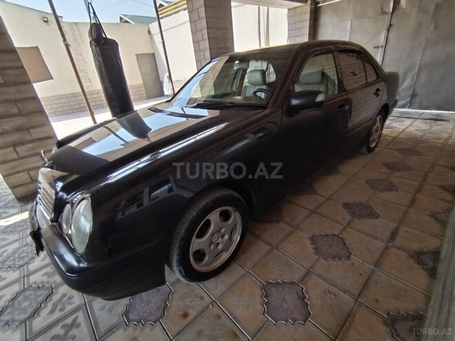 Mercedes E 220 d 2000, 274,000 km - 2.2 л - Bakı