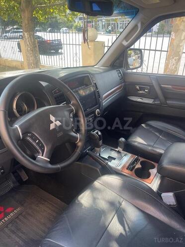 Mitsubishi Pajero 2008, 195,000 km - 3.0 л - Bakı
