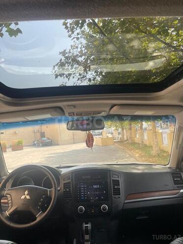Mitsubishi Pajero 2008, 195,000 km - 3.0 л - Bakı
