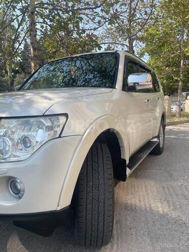 Mitsubishi Pajero 2008, 195,000 km - 3.0 л - Bakı
