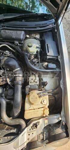 Mercedes E 200 2001, 320,000 km - 2.0 l - Dəliməmmədli