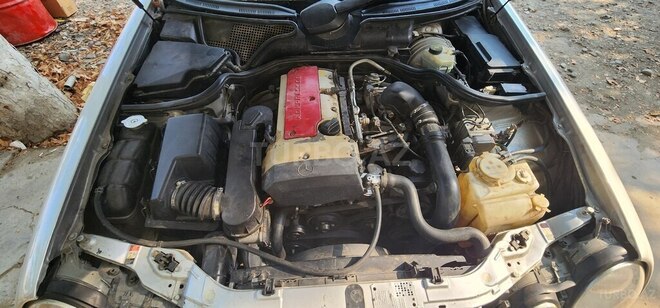 Mercedes E 200 2001, 320,000 km - 2.0 l - Dəliməmmədli