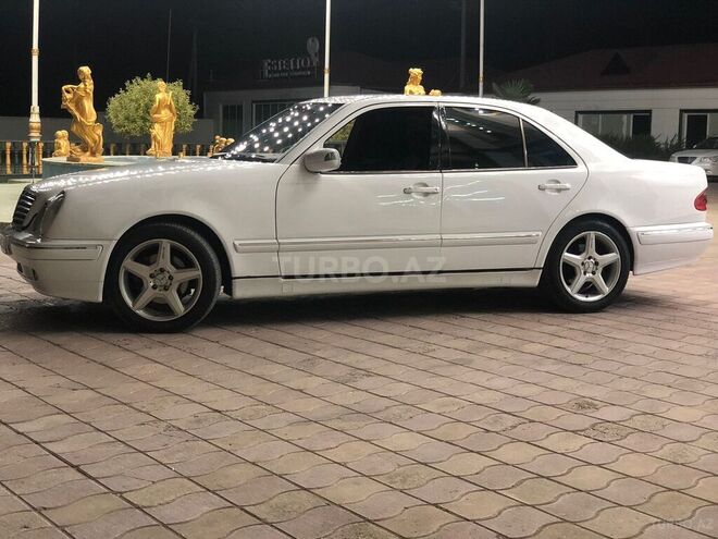 Mercedes E 220 d 2001, 400,000 km - 2.2 л - İmişli