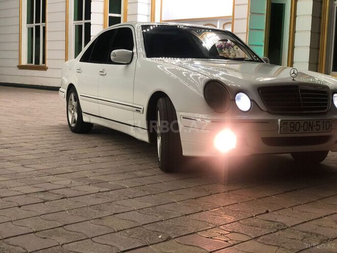 Mercedes E 220 d 2001, 400,000 km - 2.2 л - İmişli