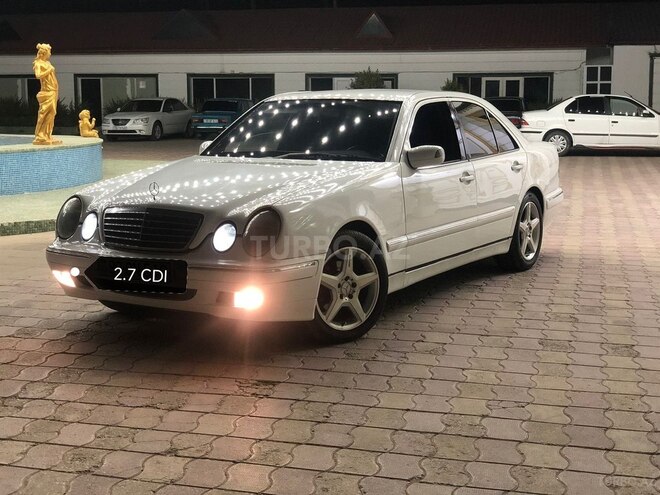 Mercedes E 220 d 2001, 400,000 km - 2.2 л - İmişli