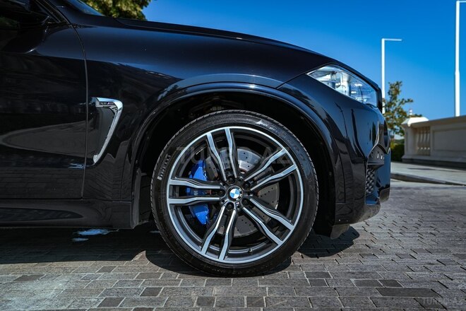 BMW X5 M 2018, 83,000 km - 4.4 l - Bakı