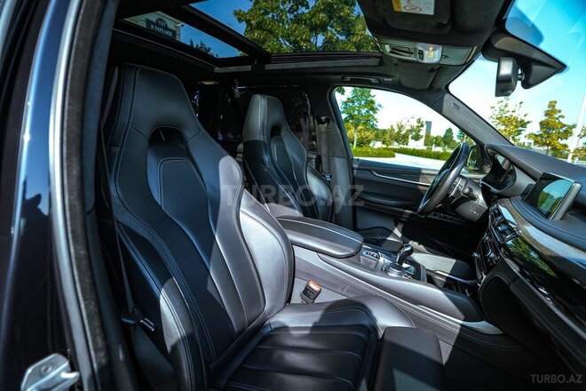 BMW X5 M 2018, 83,000 km - 4.4 l - Bakı