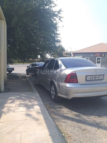 Opel Vectra 2001, 280,000 km - 2.0 l - Bakı