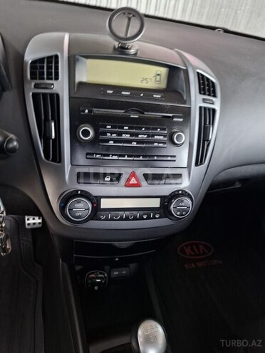 Kia Ceed 2007, 333,000 km - 1.6 l - Gəncə