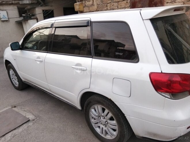 Mitsubishi Airtrek 2001, 400,000 km - 2.4 л - Bakı