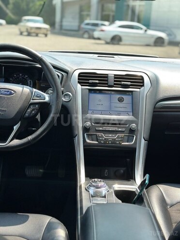 Ford Fusion (North America) 2017, 119,000 km - 1.5 л - Qazax
