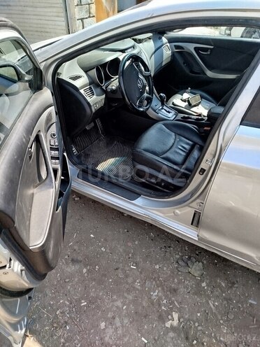 Hyundai Elantra 2012, 107,000 km - 1.6 l - Gəncə