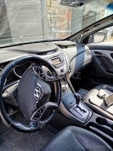 Hyundai Elantra 2012, 107,000 km - 1.6 l - Gəncə