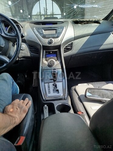 Hyundai Elantra 2012, 107,000 km - 1.6 l - Gəncə