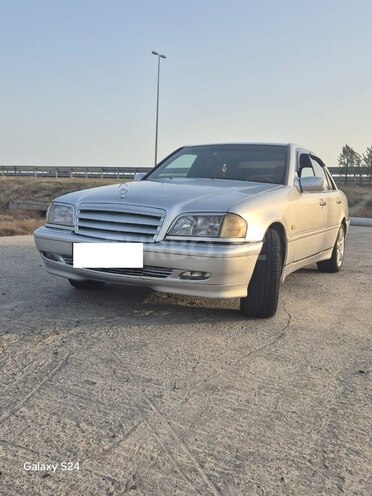 Mercedes C 220 d 2000, 252,633 km - 2.2 l - Bakı