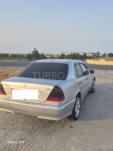 Mercedes C 220 d 2000, 252,633 km - 2.2 l - Bakı