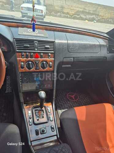 Mercedes C 220 d 2000, 252,633 km - 2.2 l - Bakı
