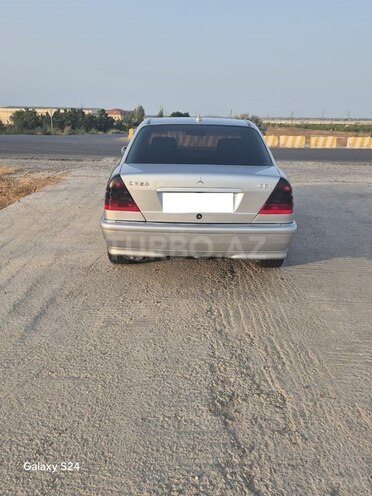 Mercedes C 220 d 2000, 252,633 km - 2.2 l - Bakı