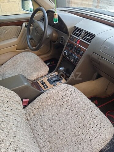 Mercedes C 200 1994, 290,000 km - 2.0 л - Hacıqabul