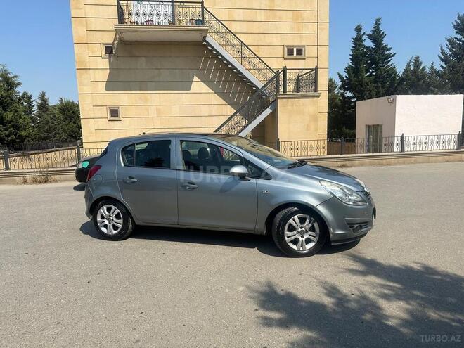 Opel Corsa 2010, 157,700 km - 1.4 l - Bakı