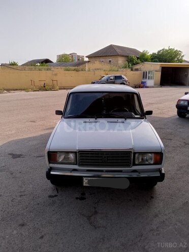 LADA (VAZ) 2107 2009, 88,000 km - 1.6 л - Salyan