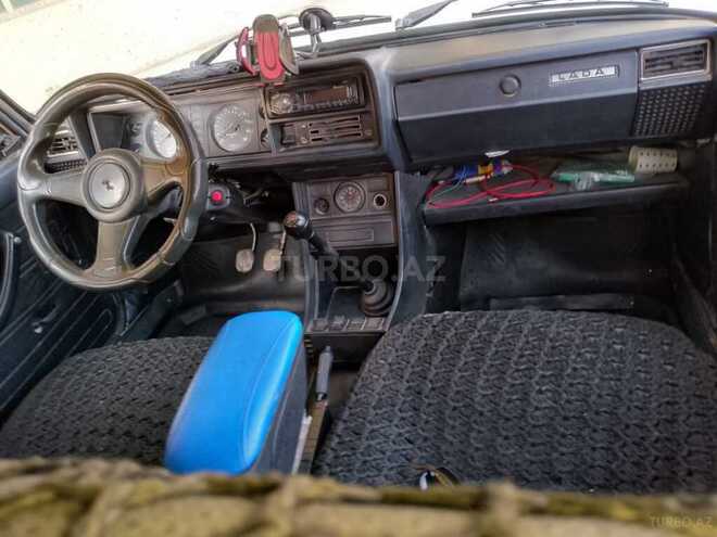 LADA (VAZ) 2107 2009, 88,000 km - 1.6 л - Salyan