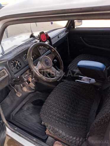 LADA (VAZ) 2107 2009, 88,000 km - 1.6 л - Salyan