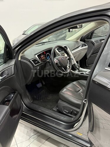 Ford Mondeo 2015, 180,000 km - 2.0 l - Sumqayıt