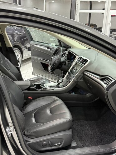 Ford Mondeo 2015, 180,000 km - 2.0 l - Sumqayıt