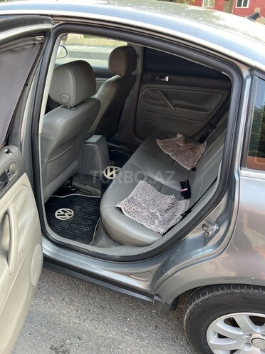 Volkswagen Passat 2004, 366,000 km - 1.8 l - Balakən