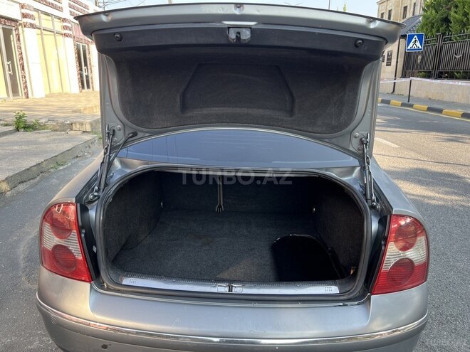 Volkswagen Passat 2004, 366,000 km - 1.8 l - Balakən