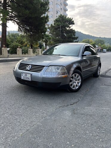 Volkswagen Passat 2004, 366,000 km - 1.8 l - Balakən