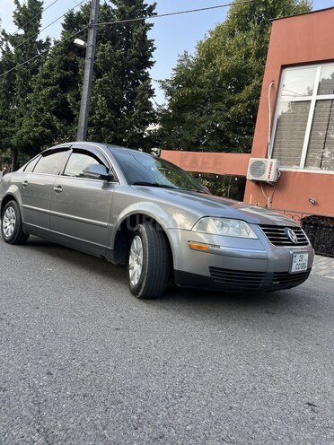 Volkswagen Passat 2004, 366,000 km - 1.8 l - Balakən