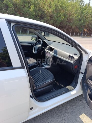 Opel Astra 2009, 298,000 km - 1.4 l - Bakı