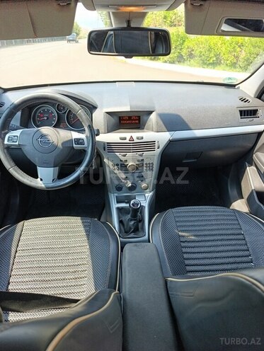 Opel Astra 2009, 298,000 km - 1.4 l - Bakı