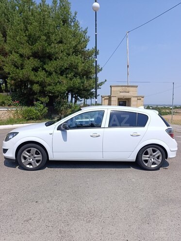 Opel Astra 2009, 298,000 km - 1.4 l - Bakı