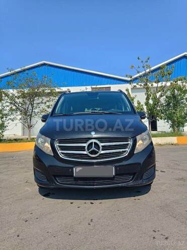 Mercedes V 220 2014, 420,000 km - 2.1 l - Bakı