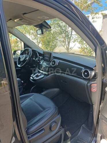 Mercedes V 220 2014, 420,000 km - 2.1 l - Bakı