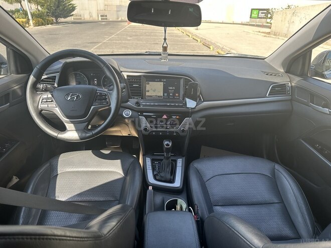 Hyundai Elantra 2016, 157,716 km - 2.0 л - Bakı