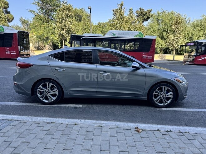 Hyundai Elantra 2016, 157,716 km - 2.0 л - Bakı