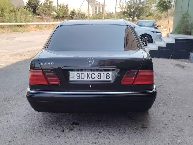 Mercedes E 240 1998, 309,000 km - 2.4 l - Bakı