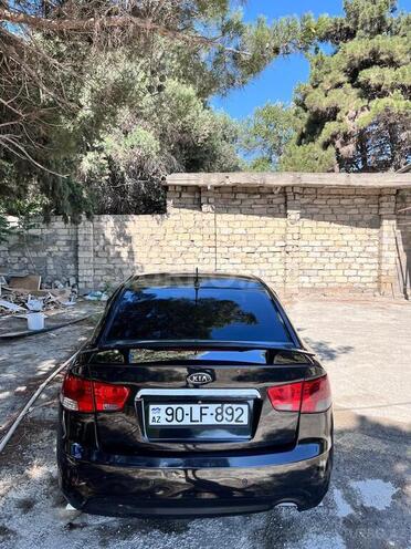 Kia Cerato 2011, 320,000 km - 2.0 л - Bakı