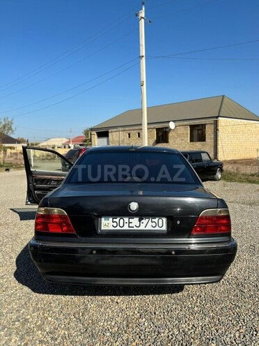 BMW 730 2000, 310,000 km - 2.9 l - Qax