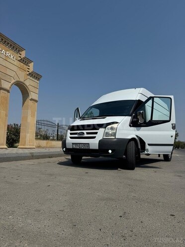 Ford Transit 2011, 22,000 km - 2.4 л - Yevlax