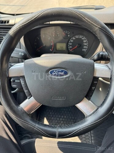 Ford Transit 2011, 22,000 km - 2.4 л - Yevlax